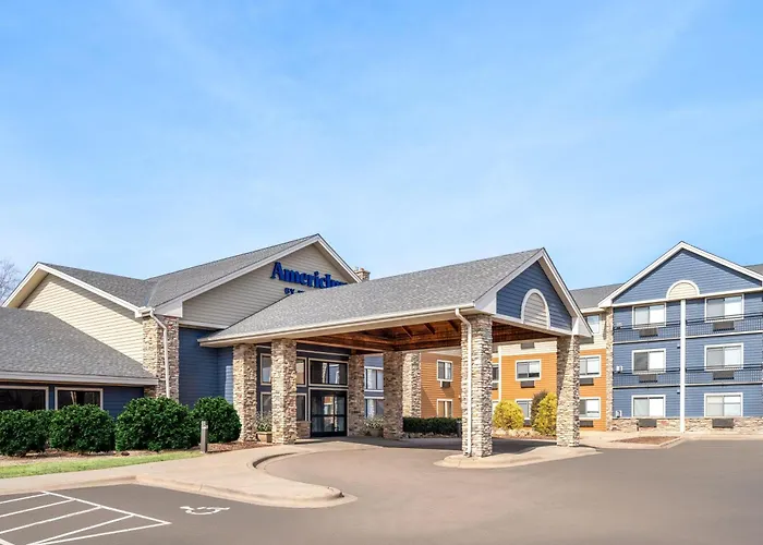 Americinn By Wyndham Shakopee Near Amphitheater